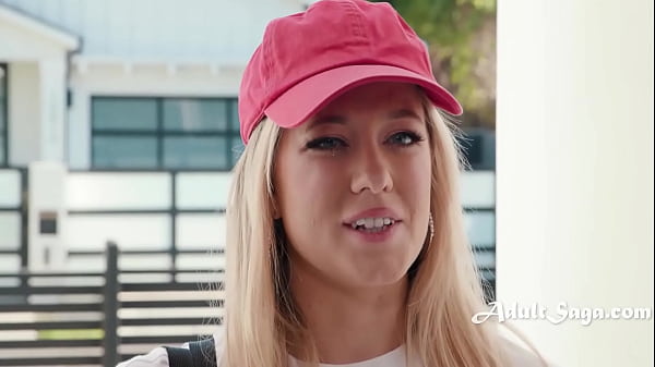 Desperate Pizza Chain Offers Nuru With Pizza – River Lynn, Axel Haze